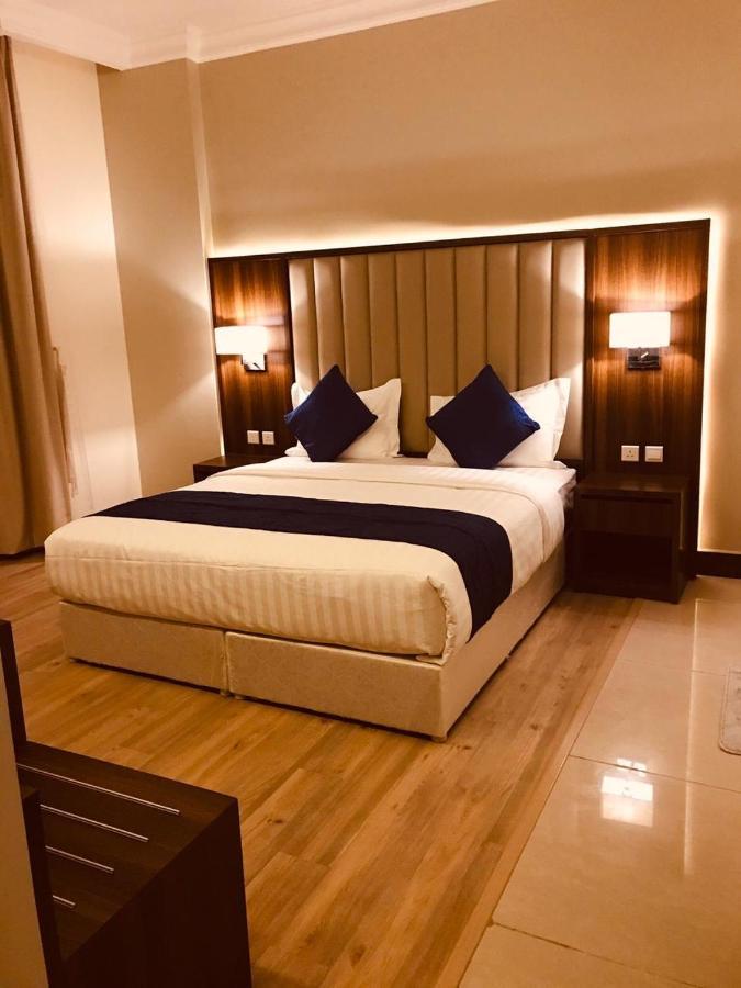 Makarem Residence - Hotel Apartments Эль-Хубар Экстерьер фото